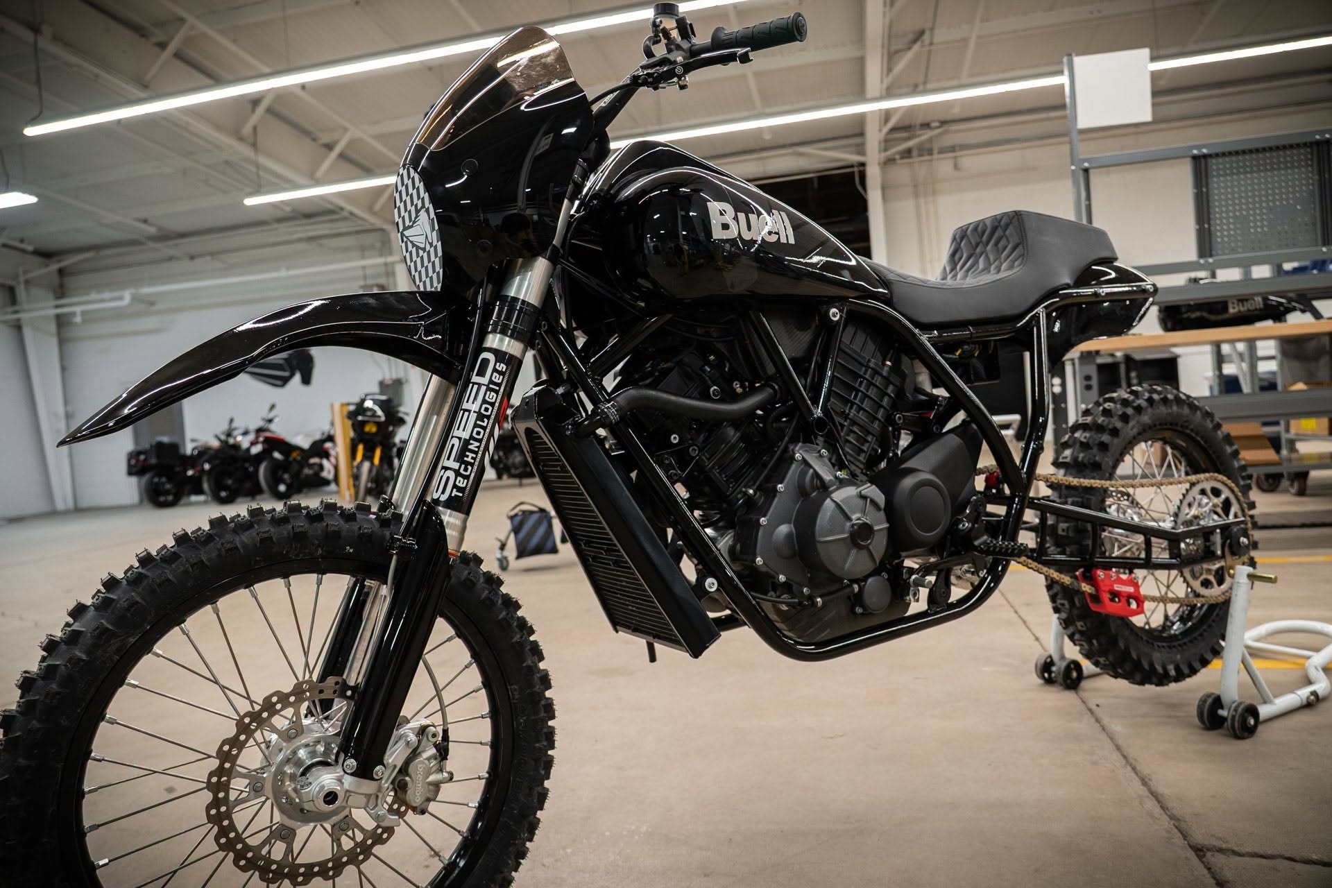 Super Cruiser “The Goat”: la versátil plataforma de Buell llevada al extremo off-road