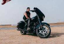 Yungblud se rompe una pierna tras sufrir un accidente de moto tras su paso por el Rally de Motos de Sturgis 2026