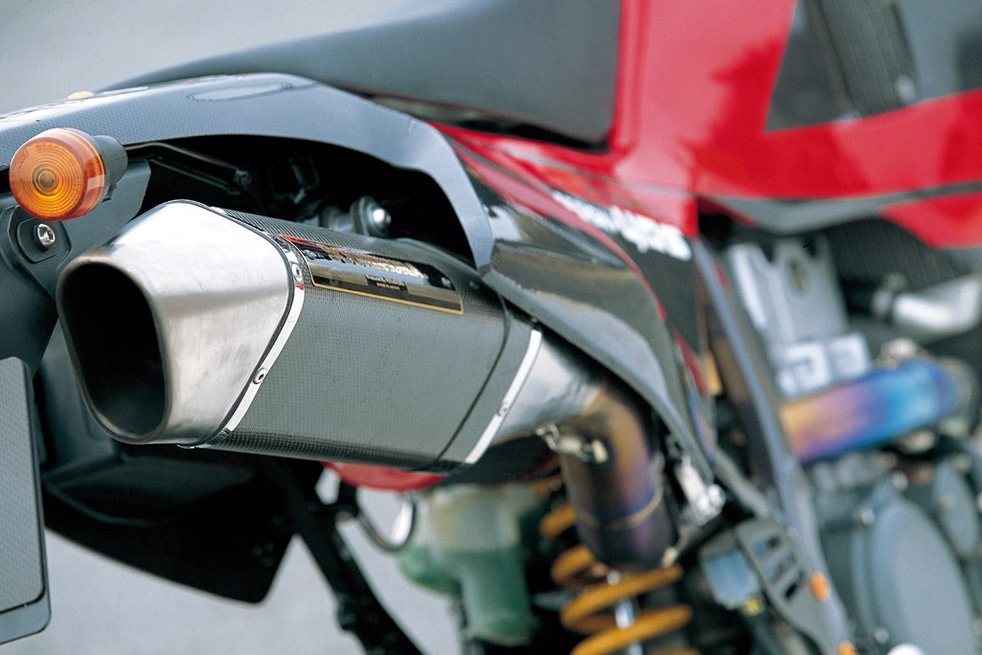 Yoshimura M450R: La Supermotard definitiva fue inventada hace más de décadas