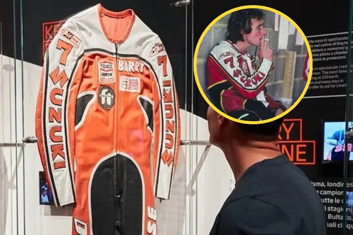 Este mono réplica Barry Sheene, creado por Dainese, tiene nuevo dueño