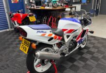 Esta impecable Honda CBR900RR SC28 perteneció al “Captain Slow” y ahora está a la venta