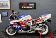 Esta impecable Honda CBR900RR SC28 perteneció al “Captain Slow” y ahora está a la venta