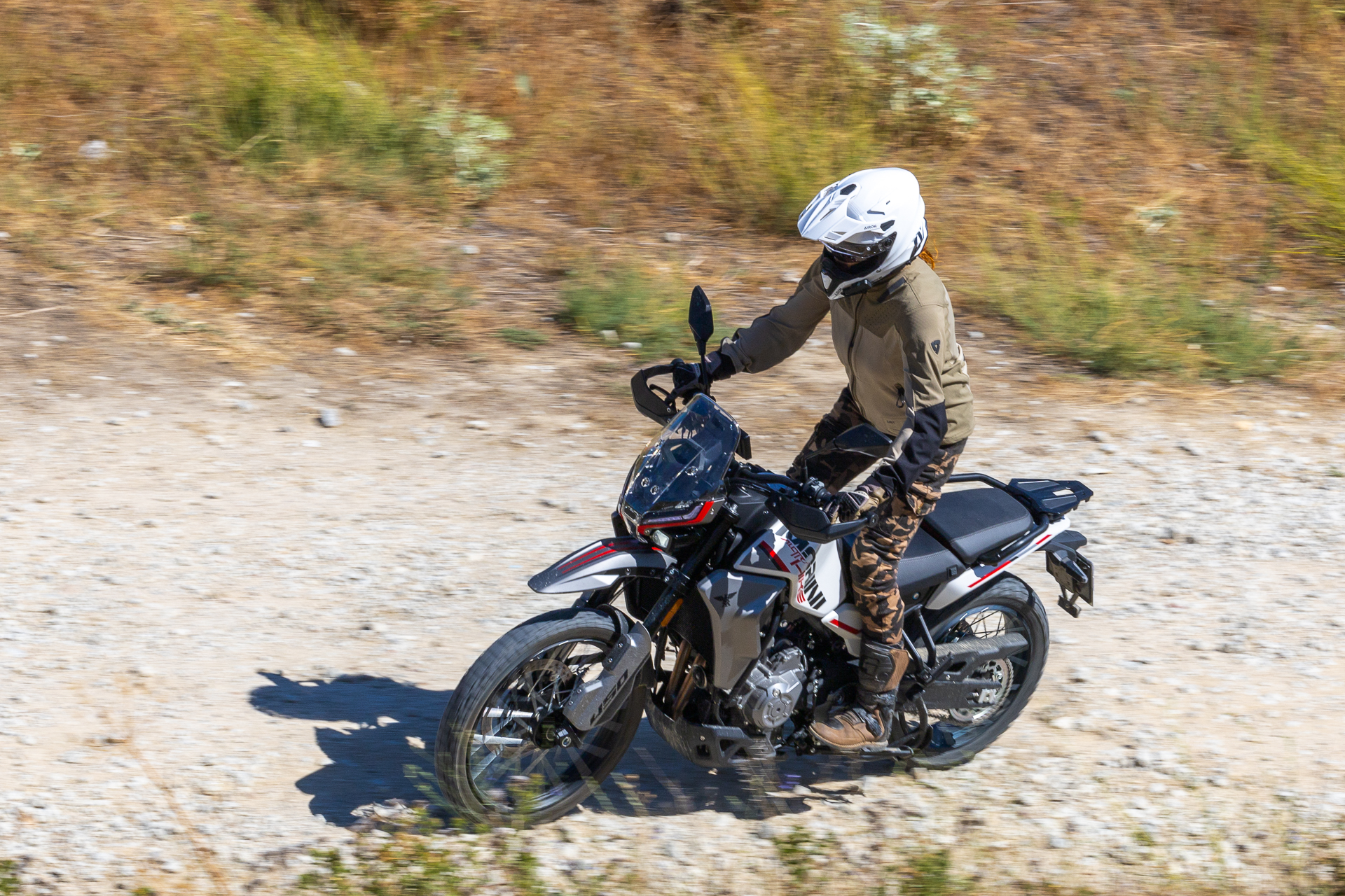 Comparativa: Moto Morini Alltrhike 450 Vs CFMOTO 450MT