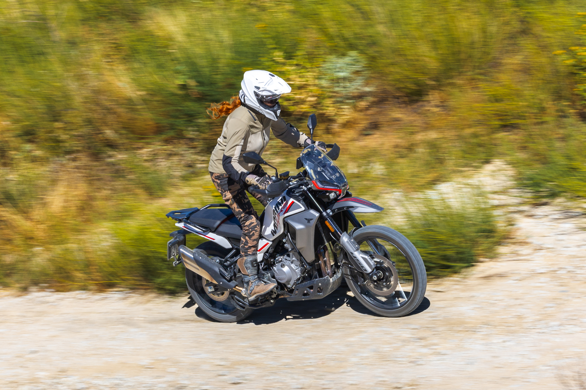 Comparativa: Moto Morini Alltrhike 450 Vs CFMOTO 450MT