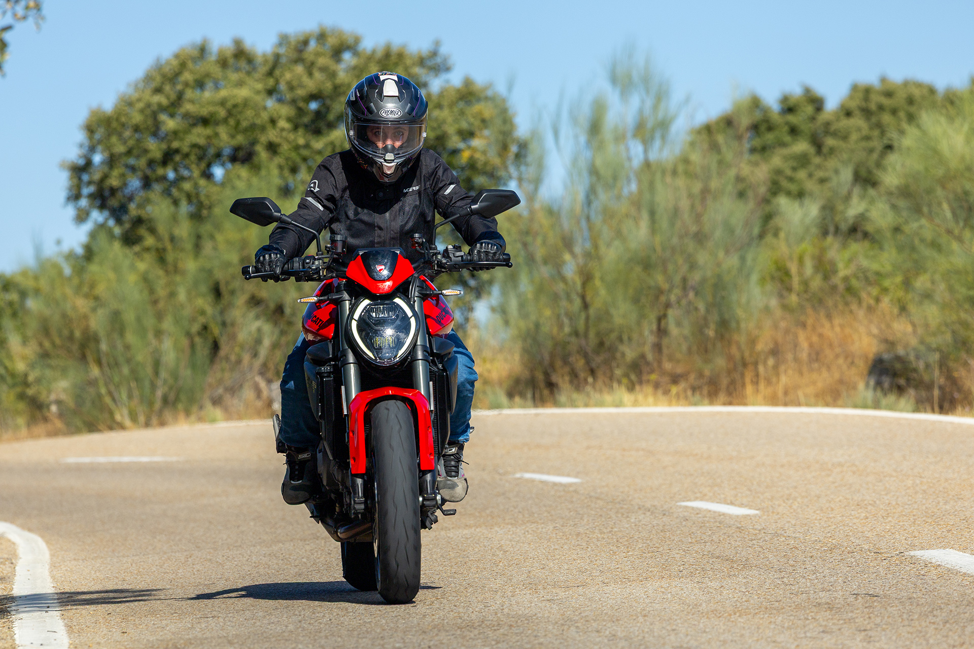 Prueba Ducati Monster 2026