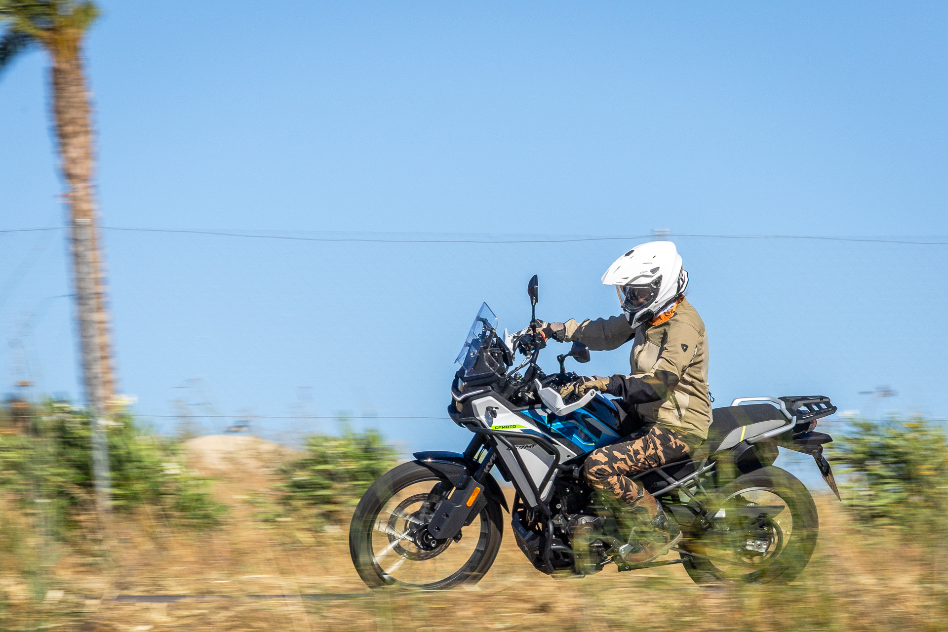 Comparativa: Moto Morini Alltrhike 450 Vs CFMOTO 450MT