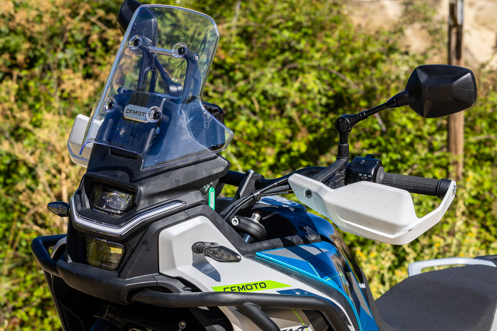 Comparativa: Moto Morini Alltrhike 450 Vs CFMOTO 450MT