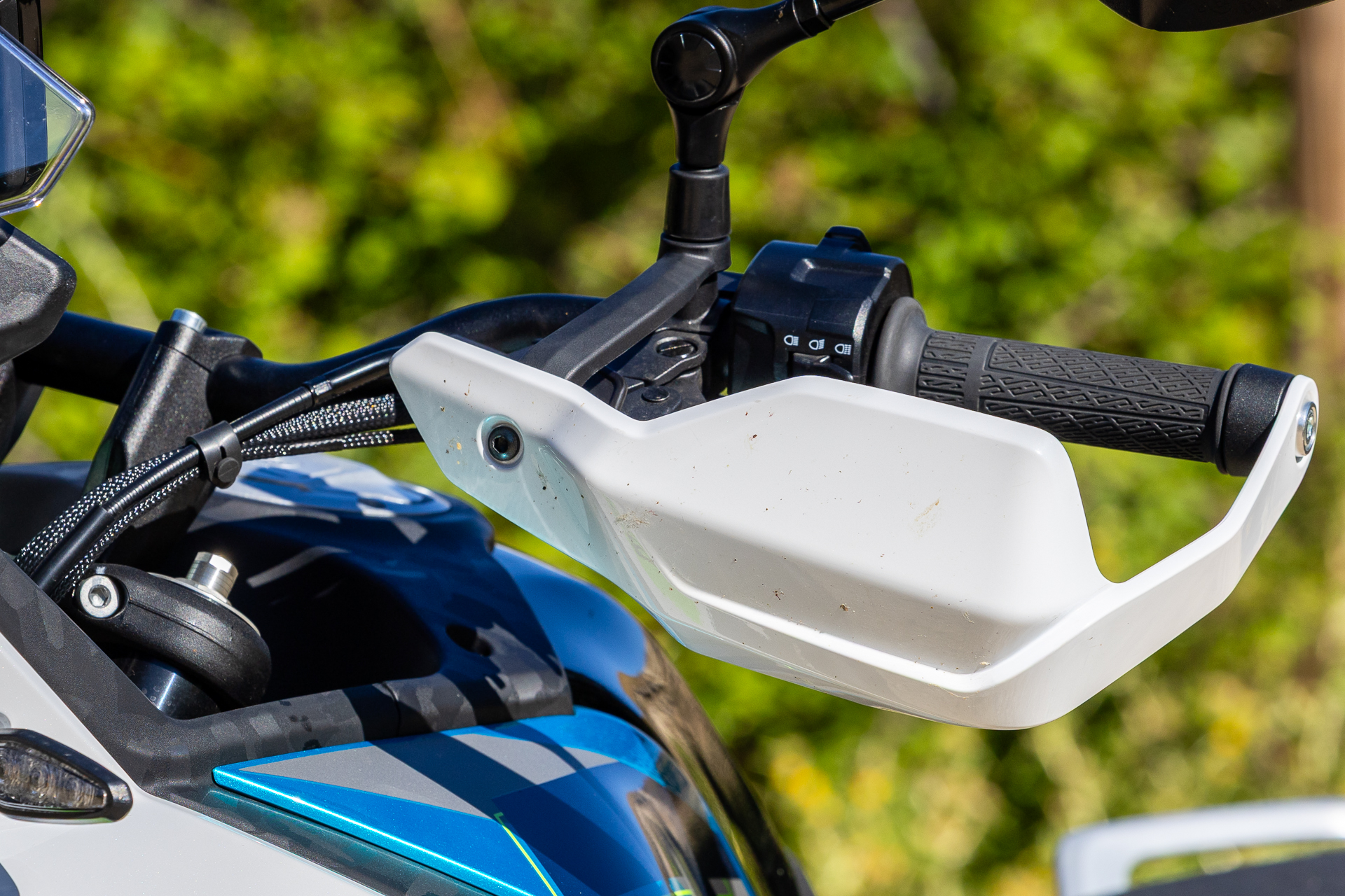 Comparativa: Moto Morini Alltrhike 450 Vs CFMOTO 450MT