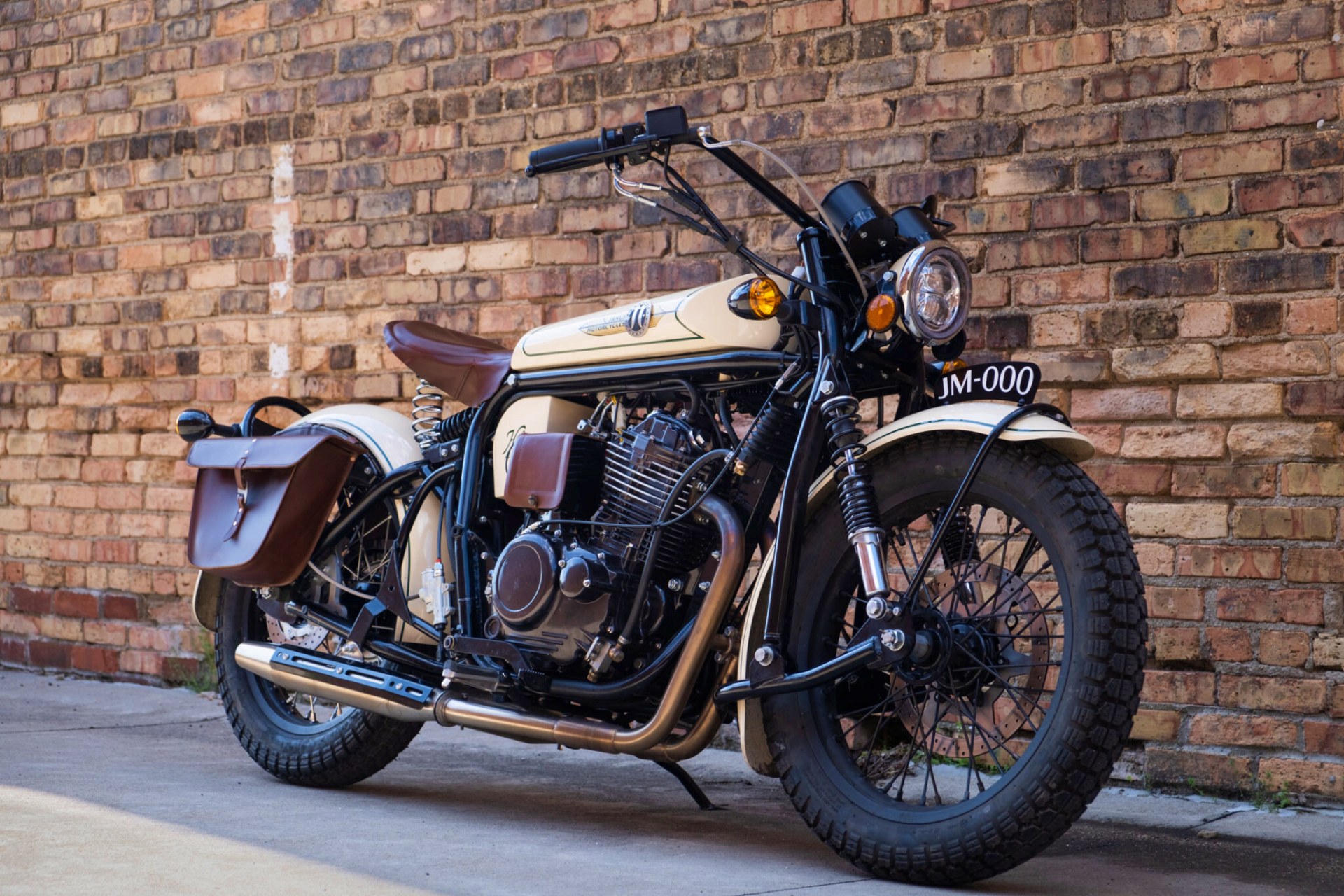 Janus Halcyon 450 Hartford Industrial