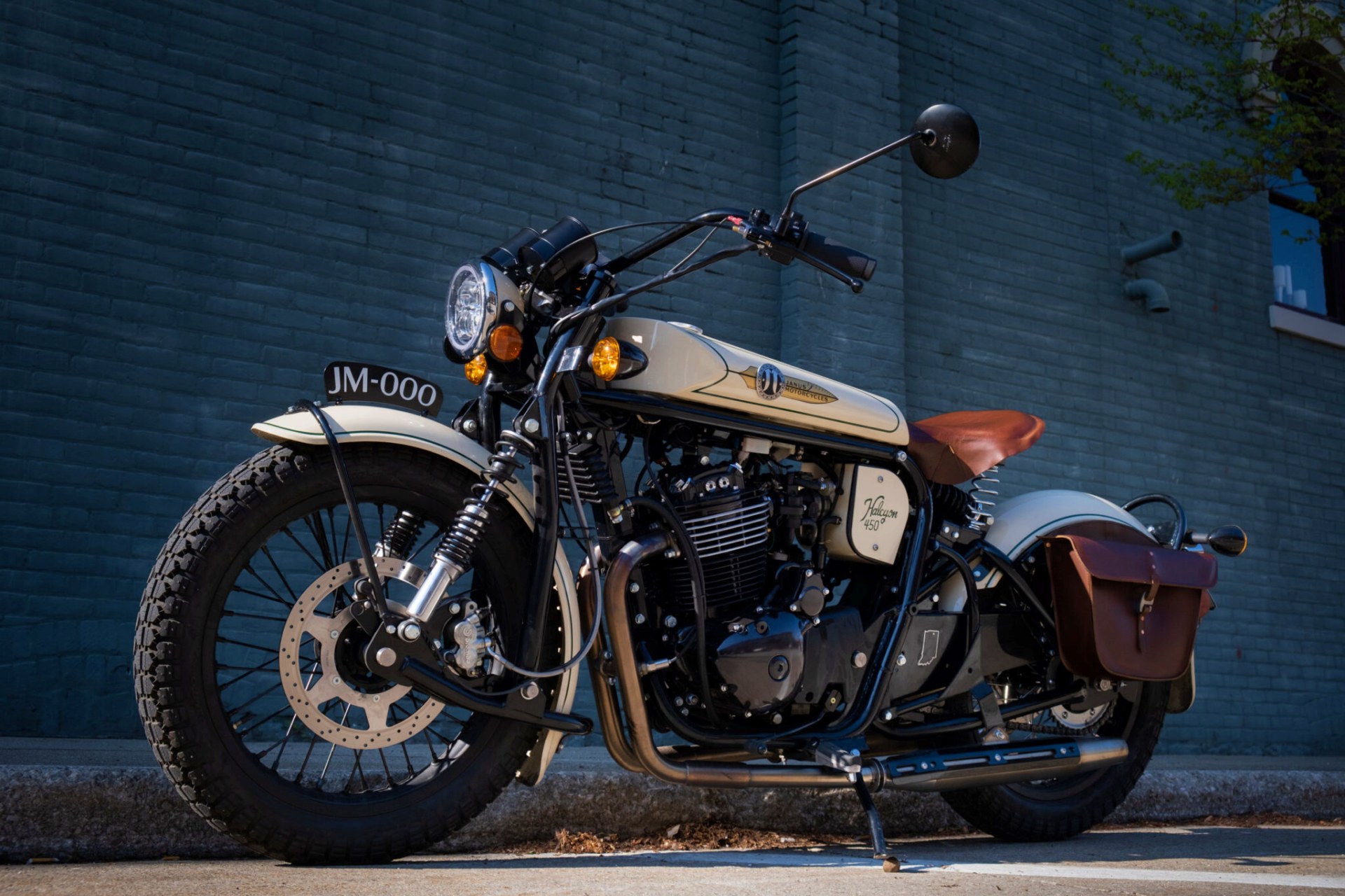 Janus Halcyon 450 Hartford Industrial