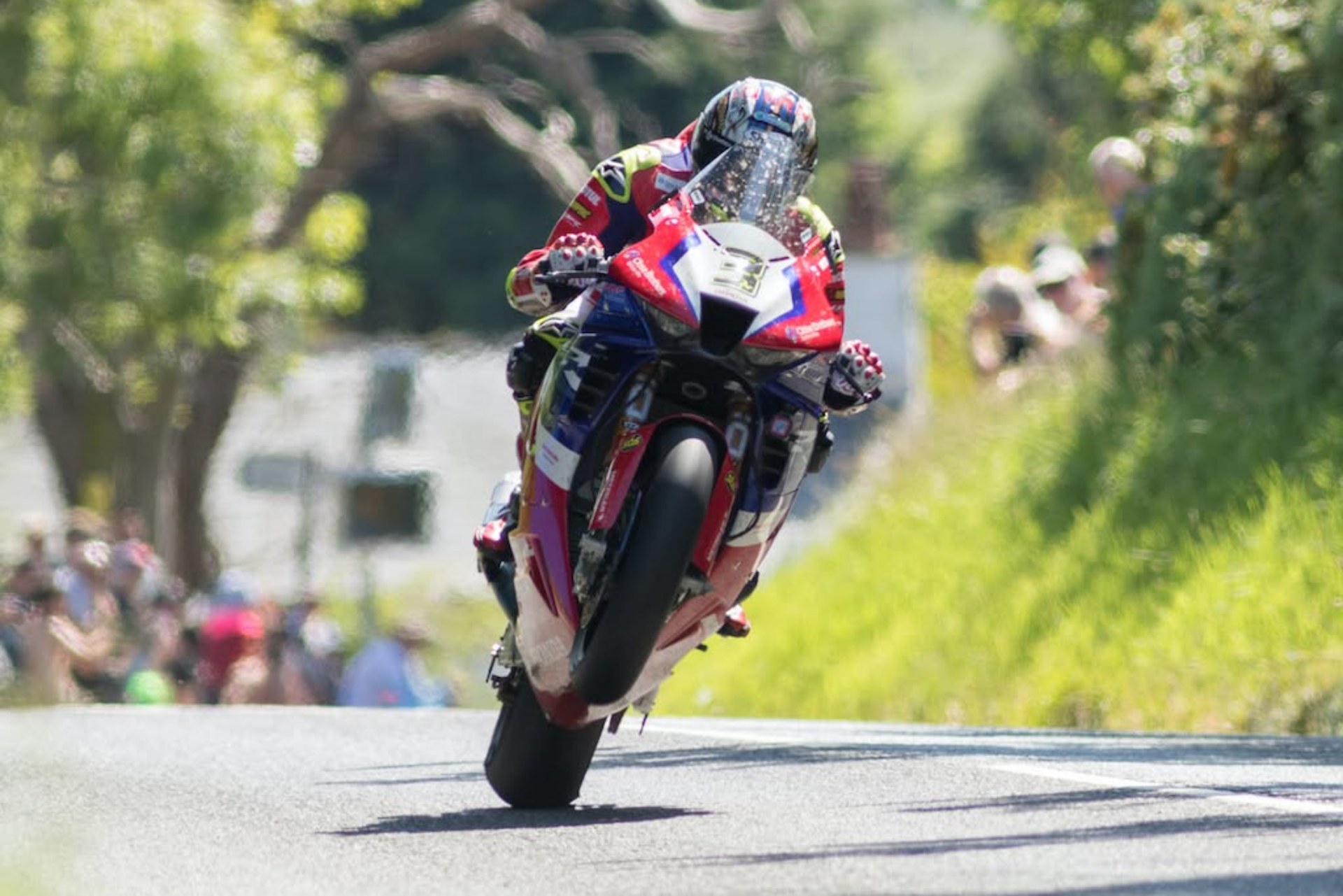 John McGuinness IOMTT Isla de Man