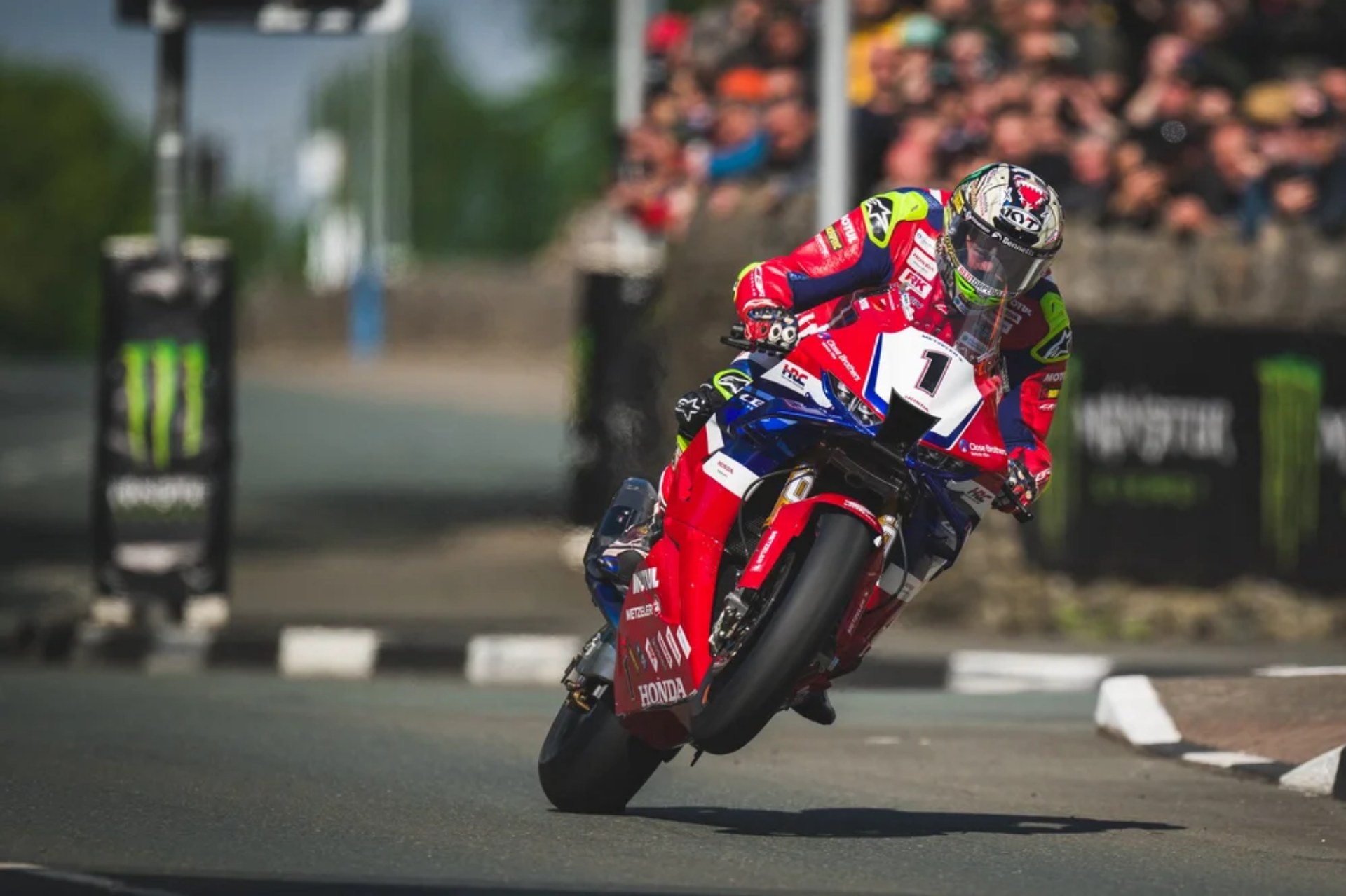 John McGuinness IOMTT Isla de Man