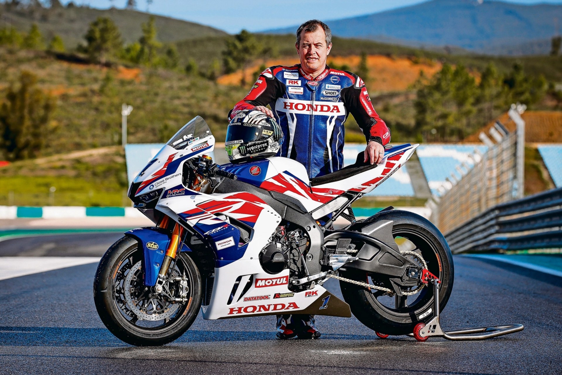 John McGuinness IOMTT Isla de Man