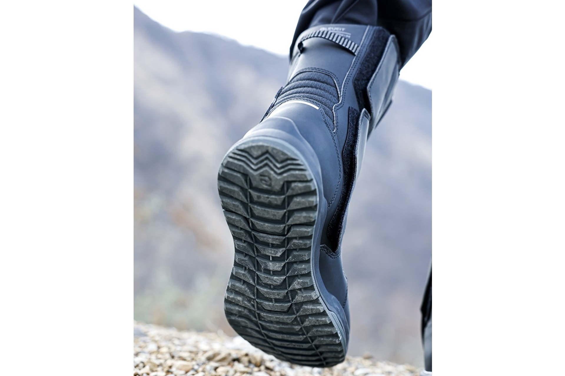 Eleveit Mission E-Dry: la nueva bota Touring para acompañar al motociclista en cualquier situación