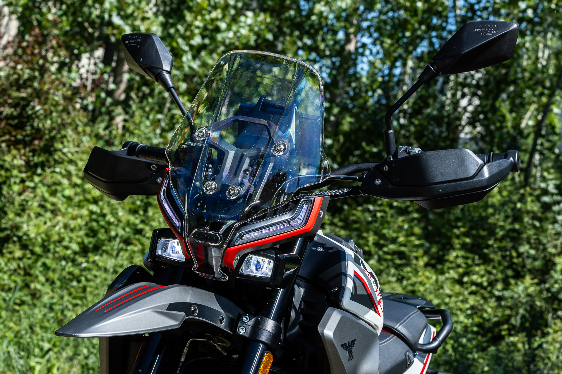 Comparativa: Moto Morini Alltrhike 450 Vs CFMOTO 450MT