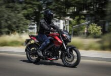 Bajaj nos propone tres propuestas dentro de su familia Pulsar con las adentrarse en el segmento deportivo naked