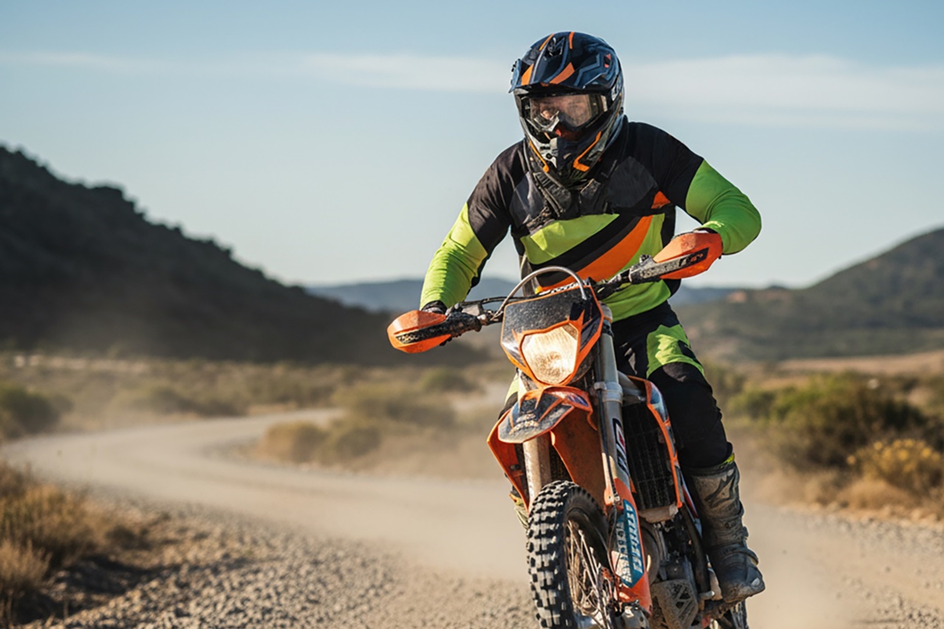 367 MUD-X: CGM El integral de CGM desarrollado específicamente para la práctica del off-road