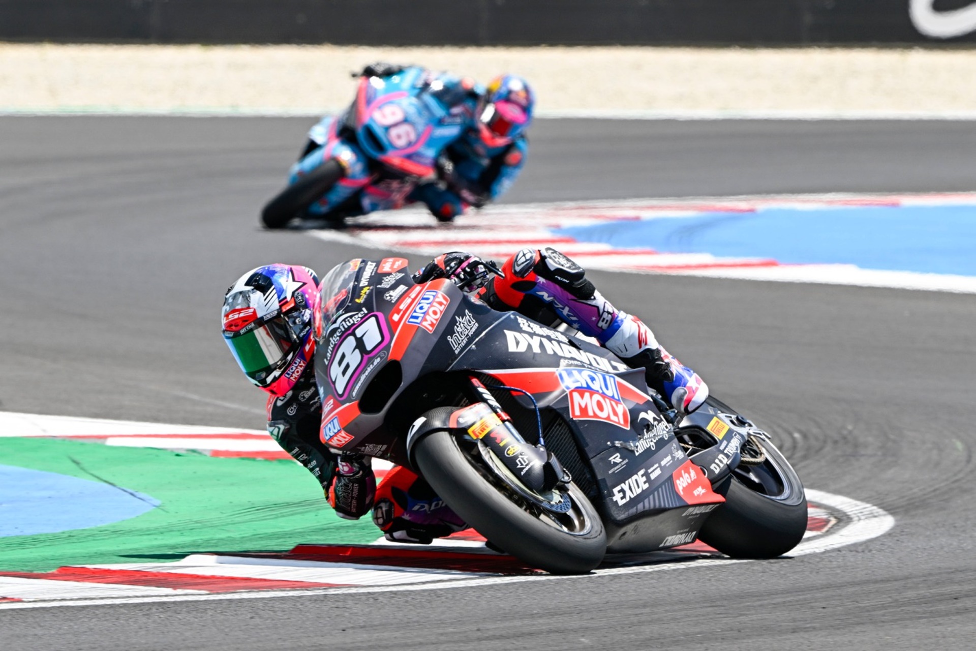 Triumph y MotoGP presentan oficialmente el nuevo motor que impulsará Moto2 en 2027