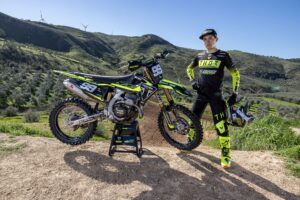 Guillem Farrés y Triumph Factory Racing darán el salto juntos a MXGP en 2027