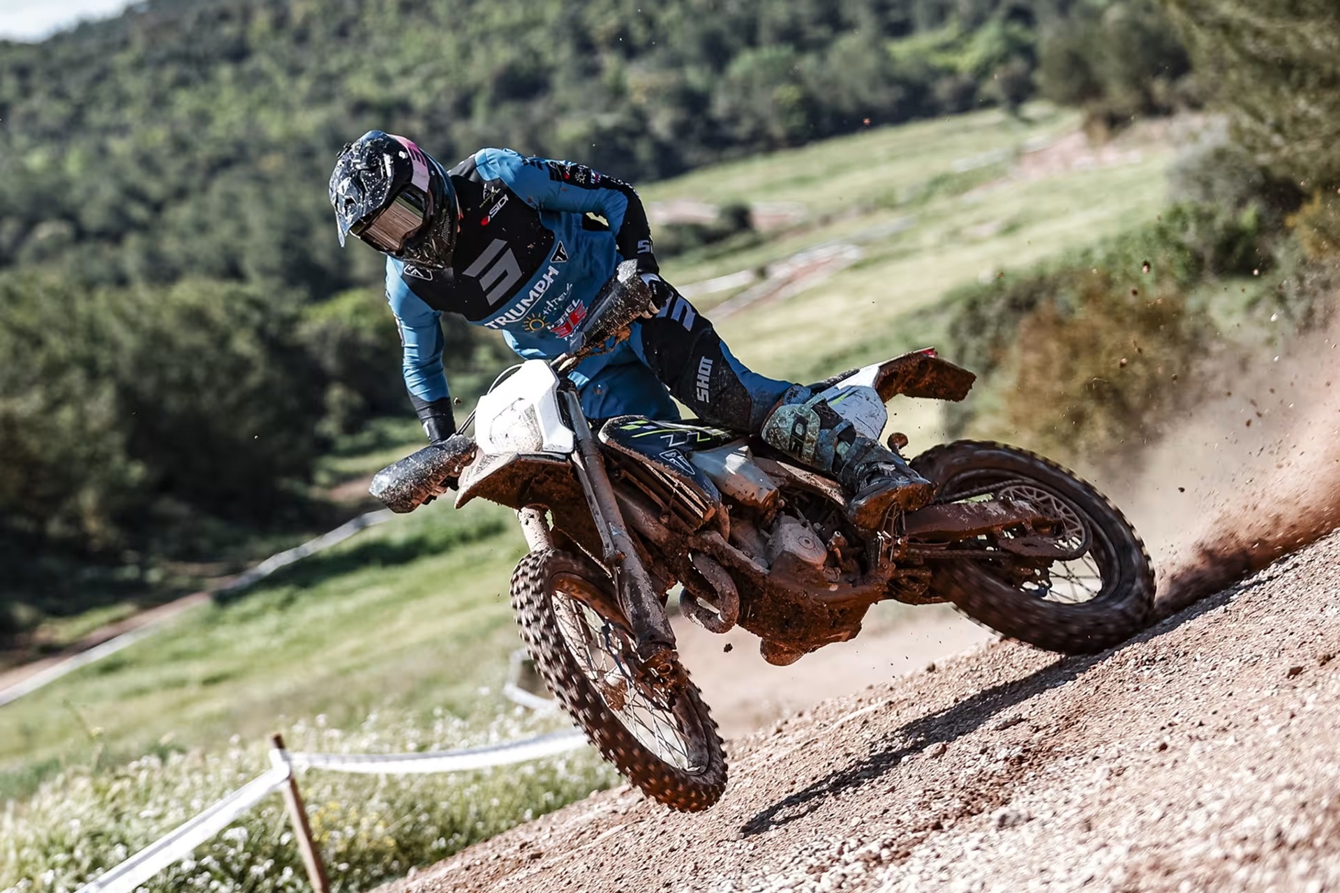 Triumph “Ride with Legends”: un evento irrepetible con Ricky Carmichael e Iván Cervantes como “plato fuerte”
