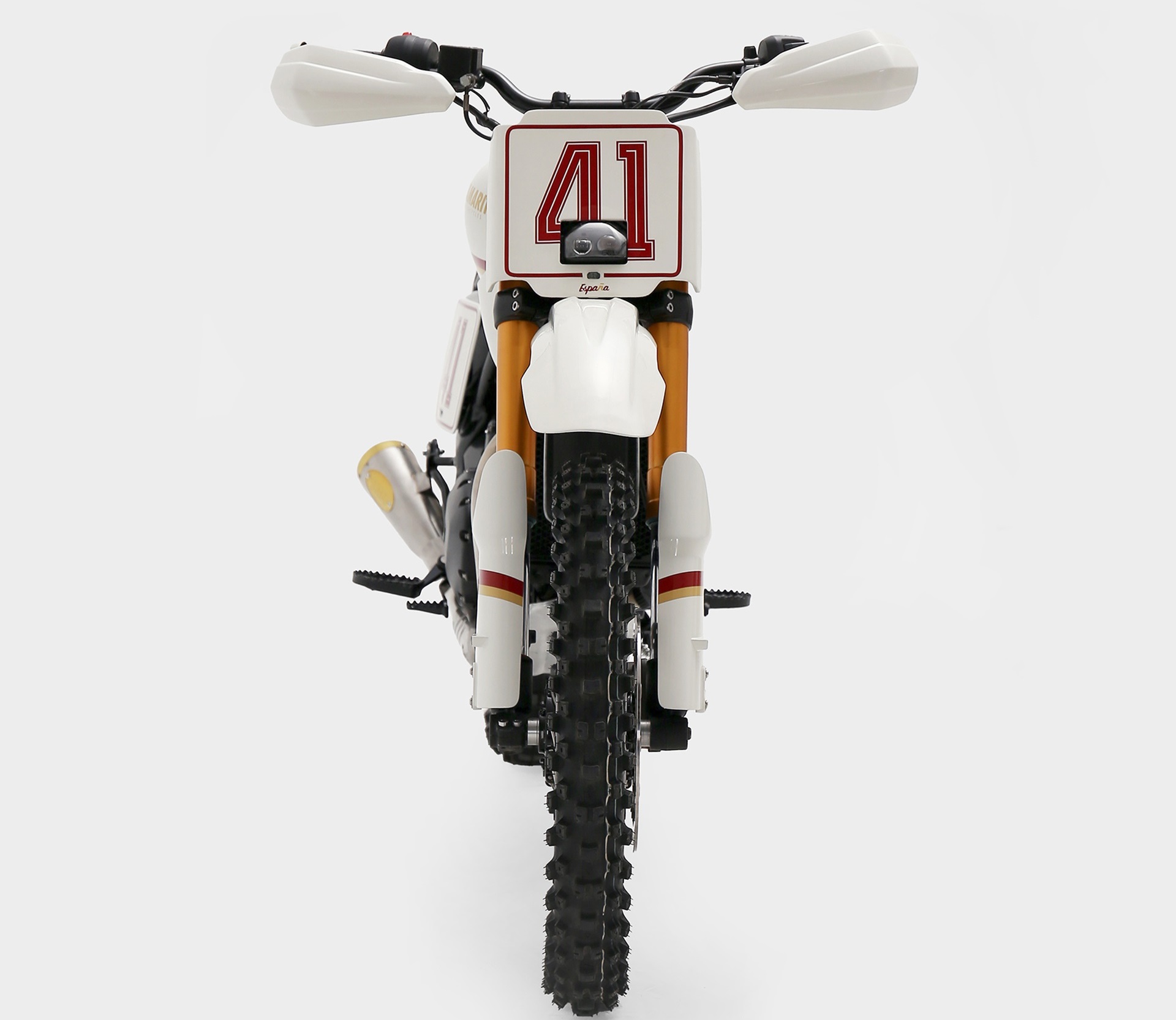 Tamarit Motorcycles presenta “Miura”, la radical máquina off-road con la que Triumph Originals