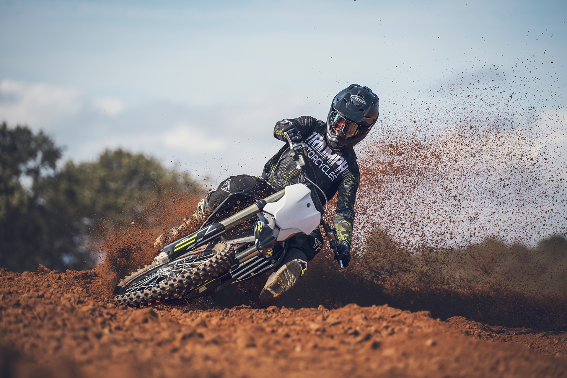 Triumph “Ride with Legends”: un evento irrepetible con Ricky Carmichael e Iván Cervantes como “plato fuerte”