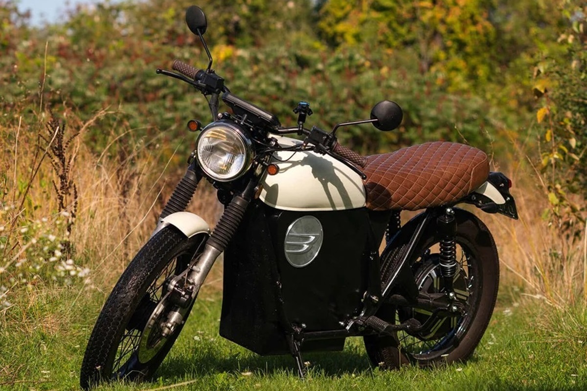 Beachman amplía su catálogo de servicios electrificando tu “vieja moto”