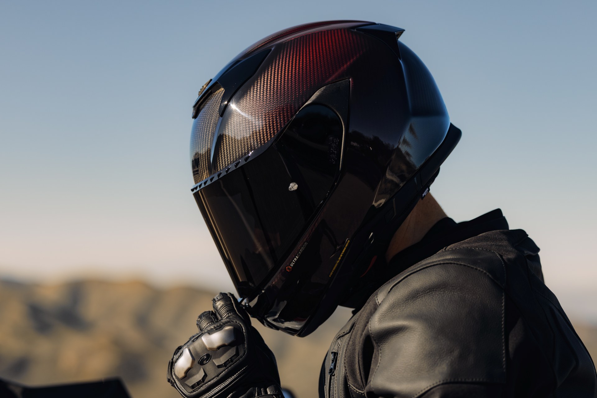Nolan X-904 UC - Ultra Carbon