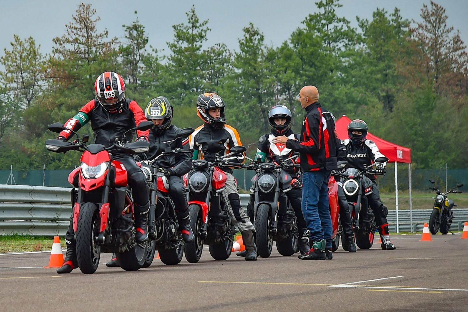 ONU y motoristas
