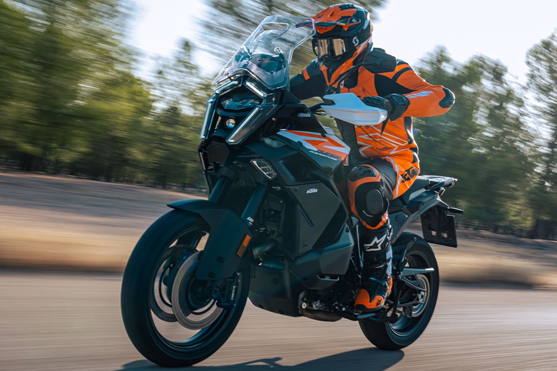 KTM anuncia una campaña de mantenimiento oficial gratuito para su gama 1390 Super Adventure