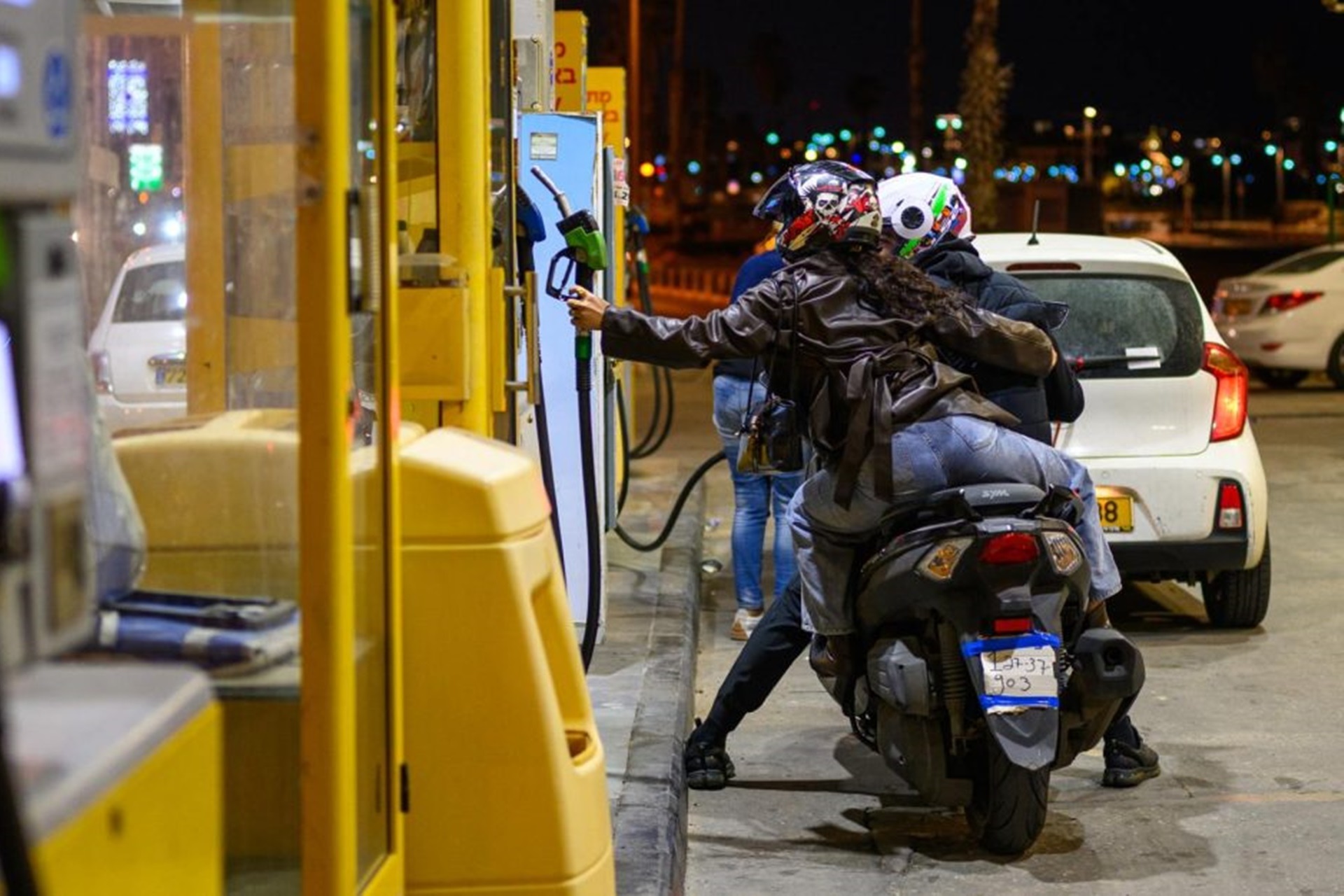 La gasolina convertida en “artículo de lujo” en la mayor parte de Europa