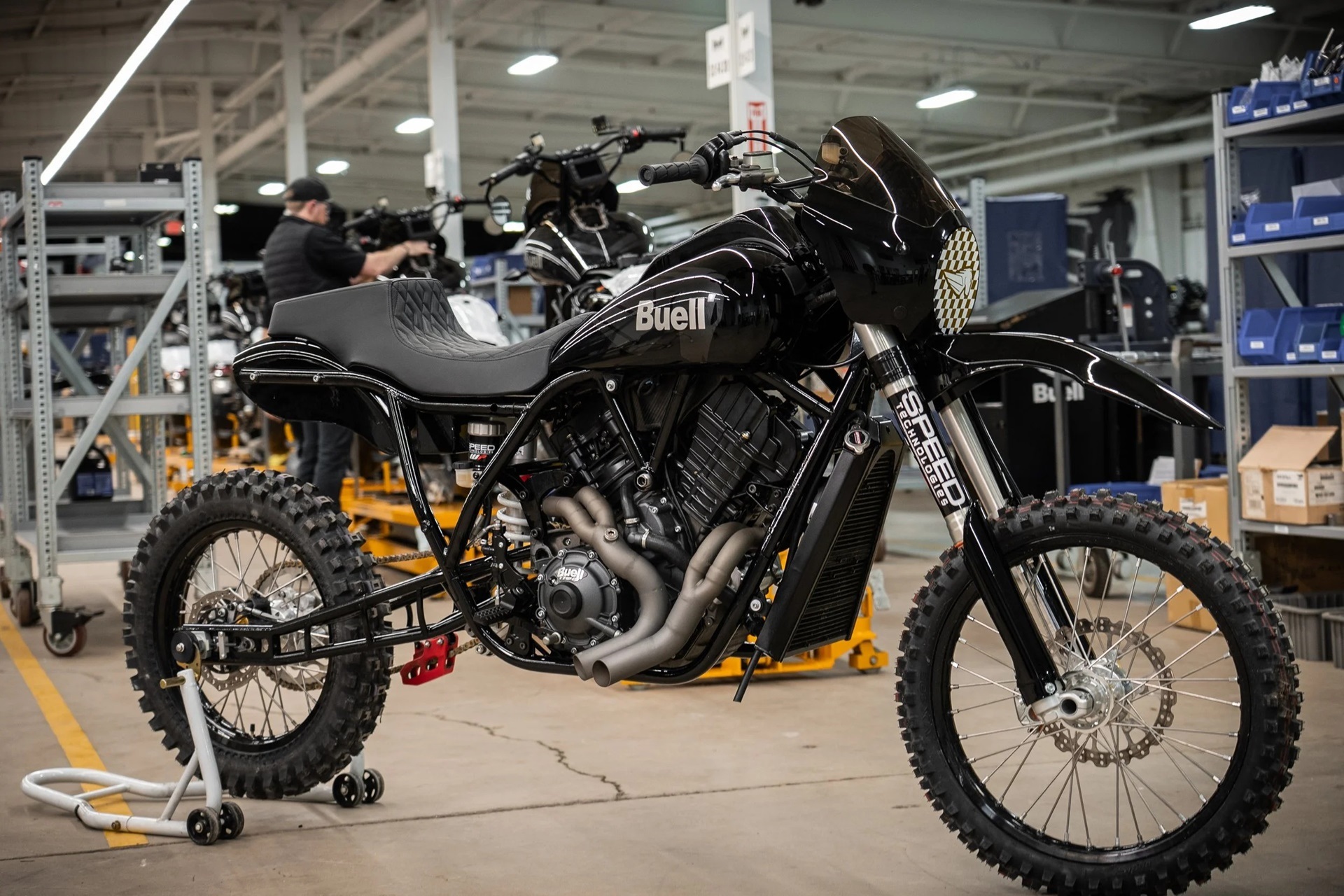 Super Cruiser “The Goat”: la versátil plataforma de Buell llevada al extremo off-road
