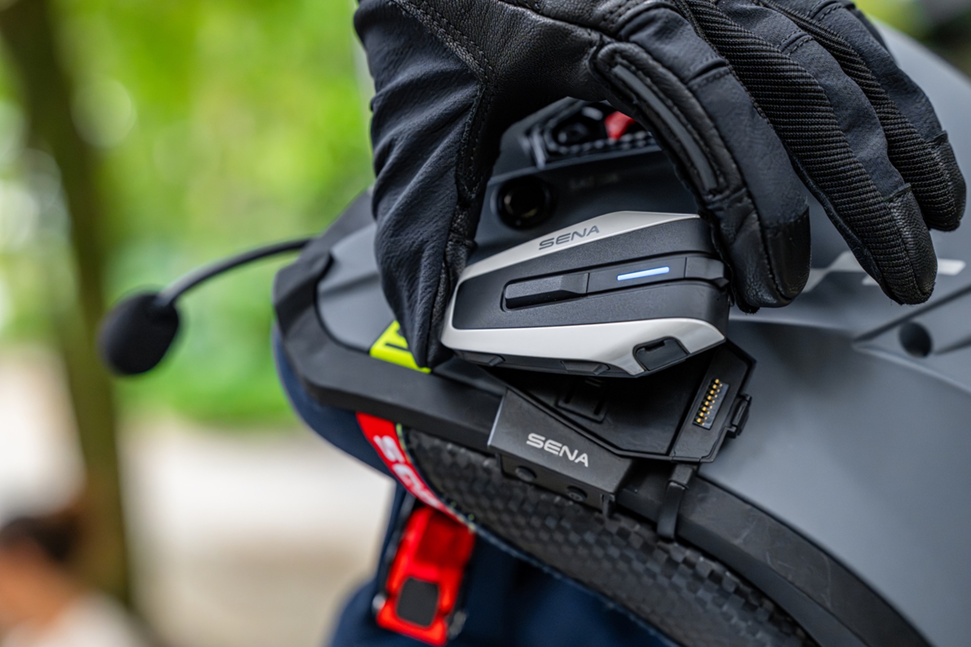 Nuevo Sena Vortex: simplificando la comunicación Bluetooth entre moteros