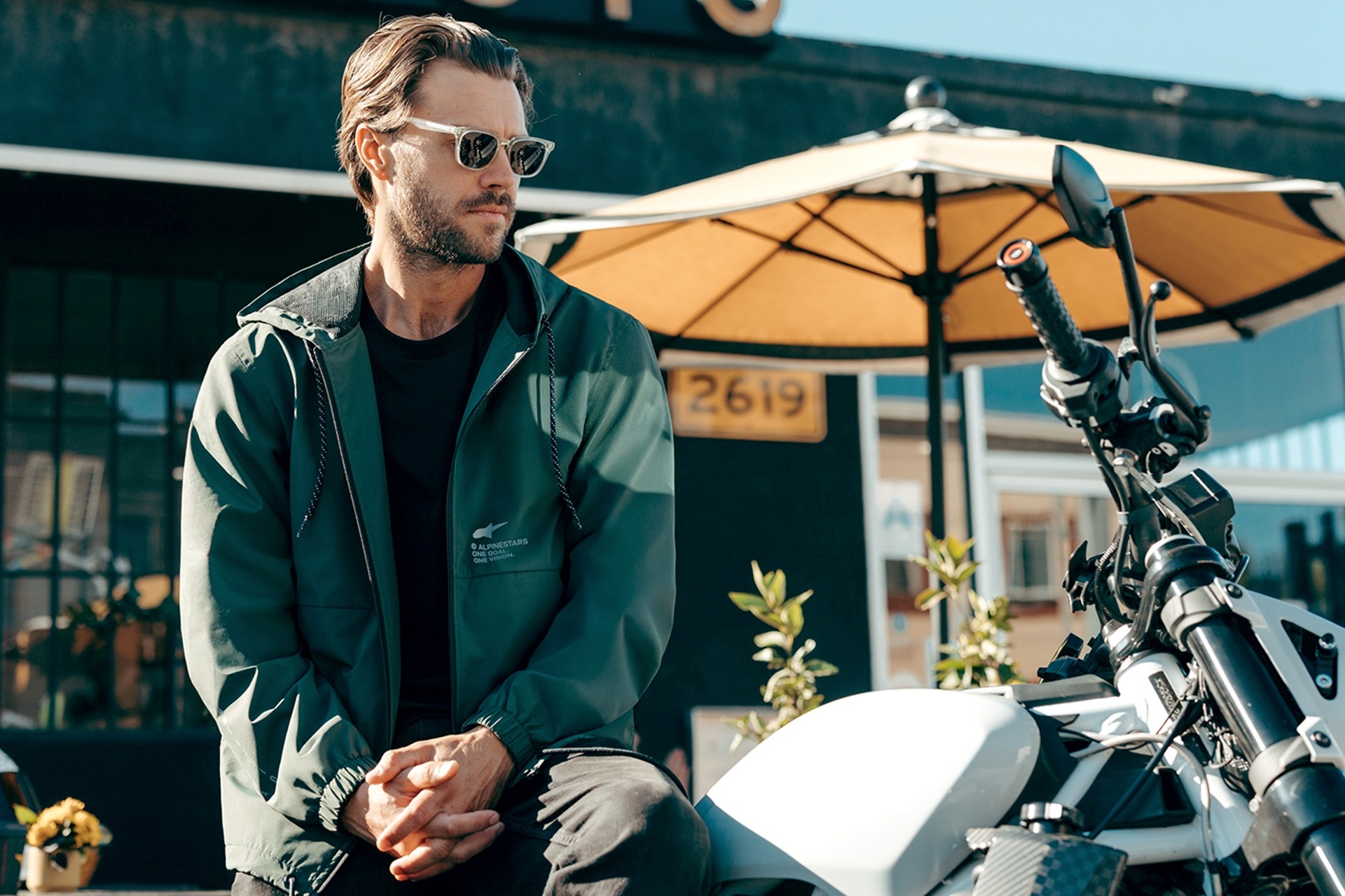 Alpinestars marca la pauta con su nueva colección de ropa deportiva otoño 2026