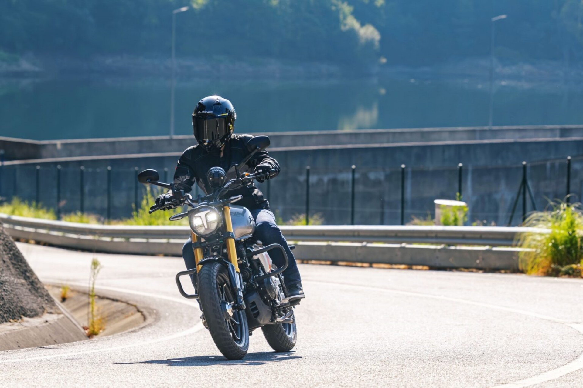 TVS Ronin 250 2026