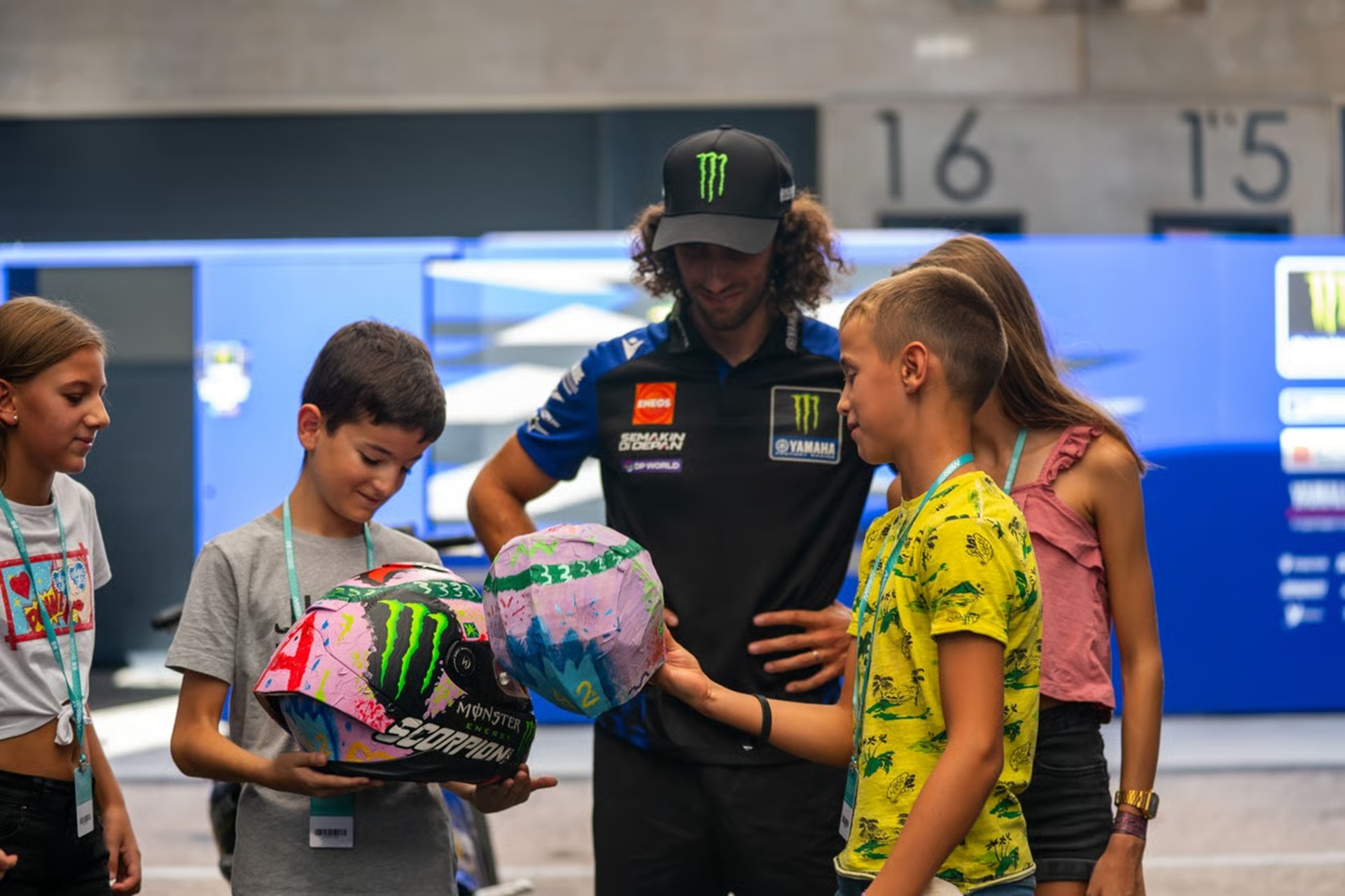 El Pit Lane Walk se convierte en la antesala del Gran Premio Michelin de Aragón 2026