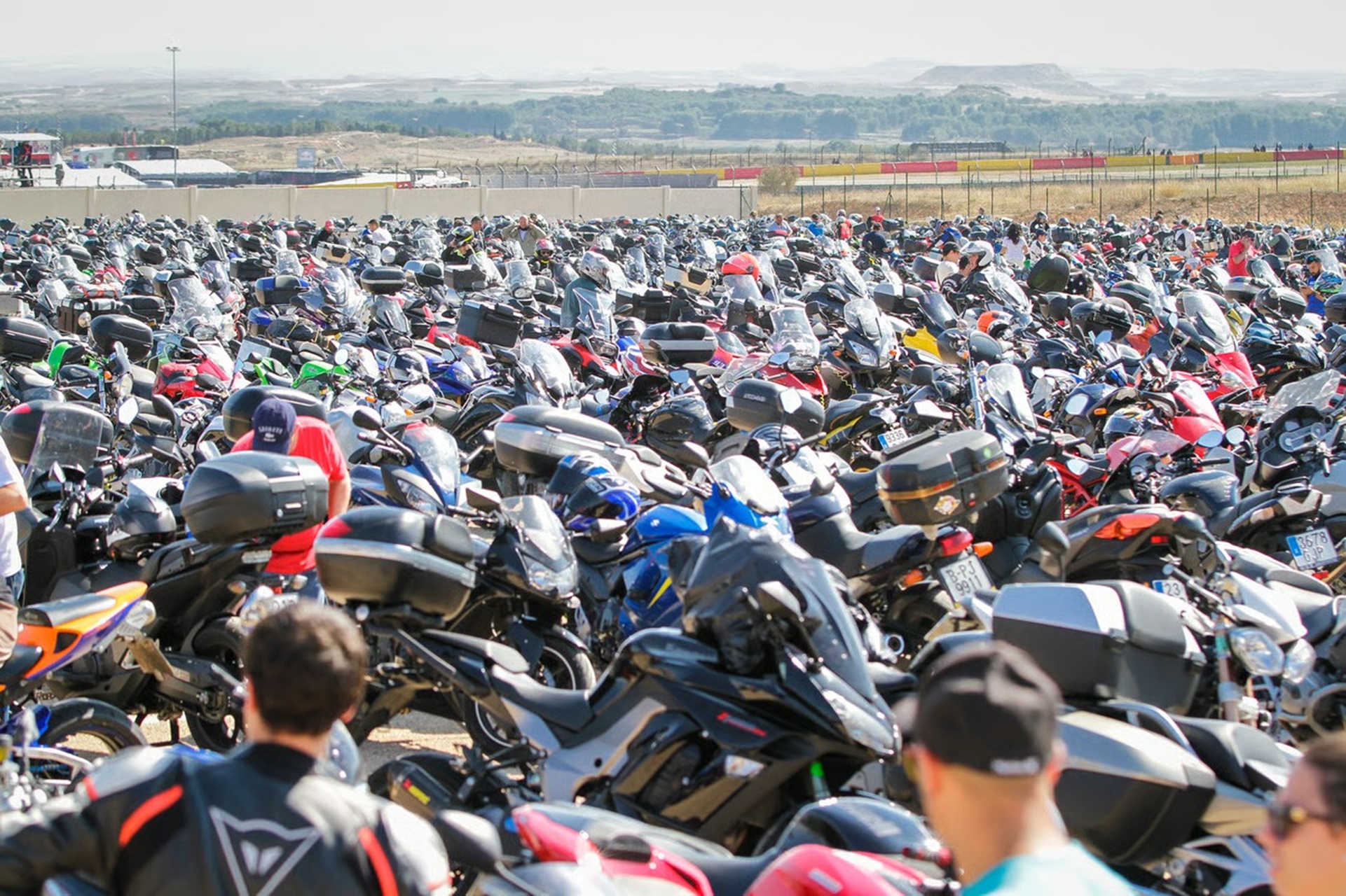 La “Gran Caravana” de MotoGP empieza a desplegarse en MotorLand