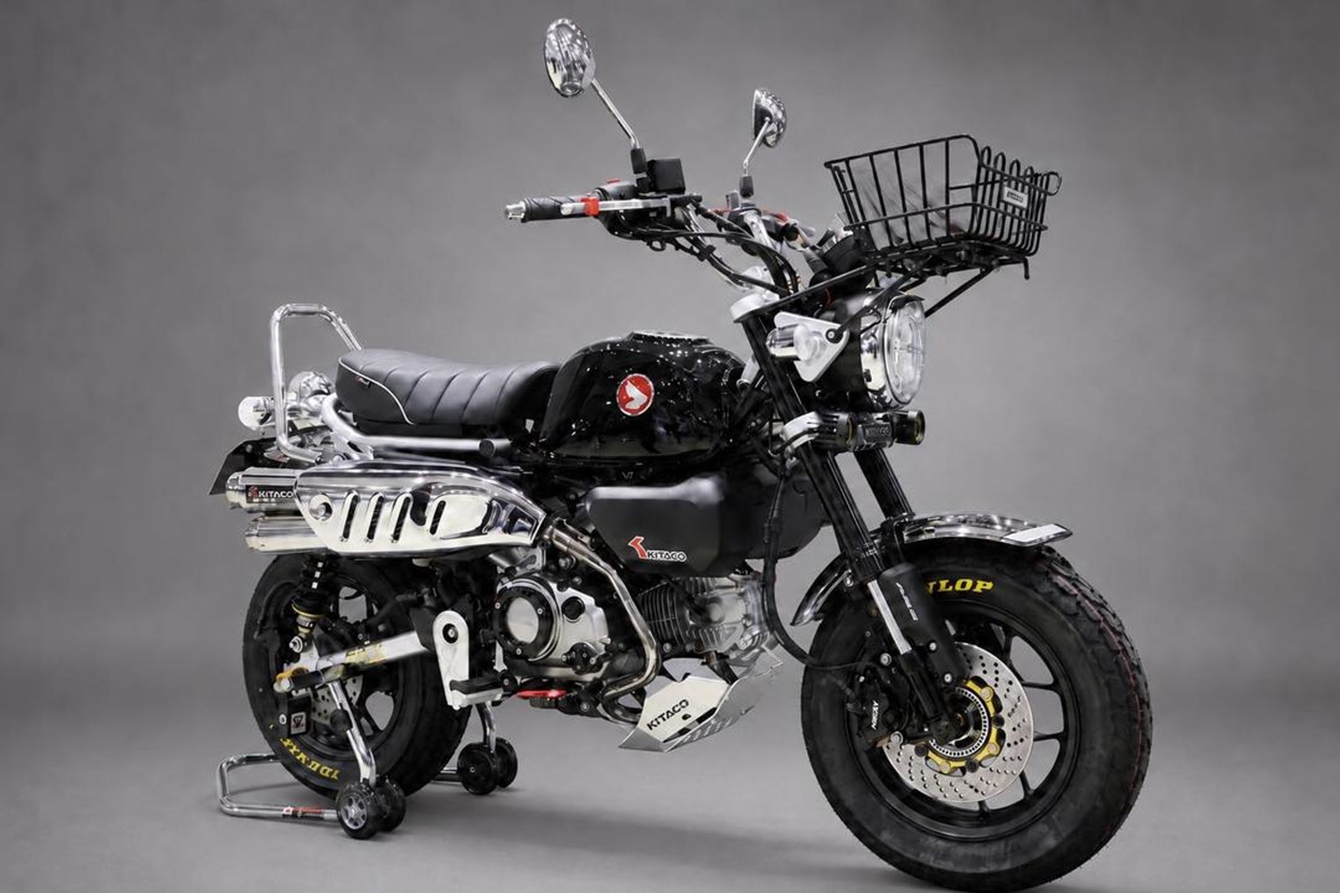Monkey 125 Black Limited by Kitaco