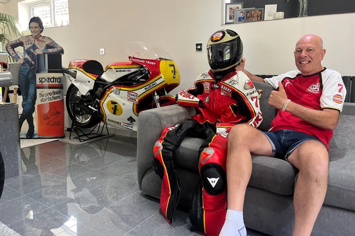 Este mono réplica Barry Sheene, creado por Dainese, tiene nuevo dueño