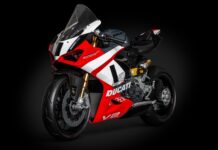 Panigale V2 Superquadro Final Edition: ahora en una exclusiva maqueta a escala 1:4