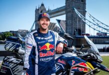 Sam Sunderland retoma su reto de vuelta al mundo en moto en 19 días