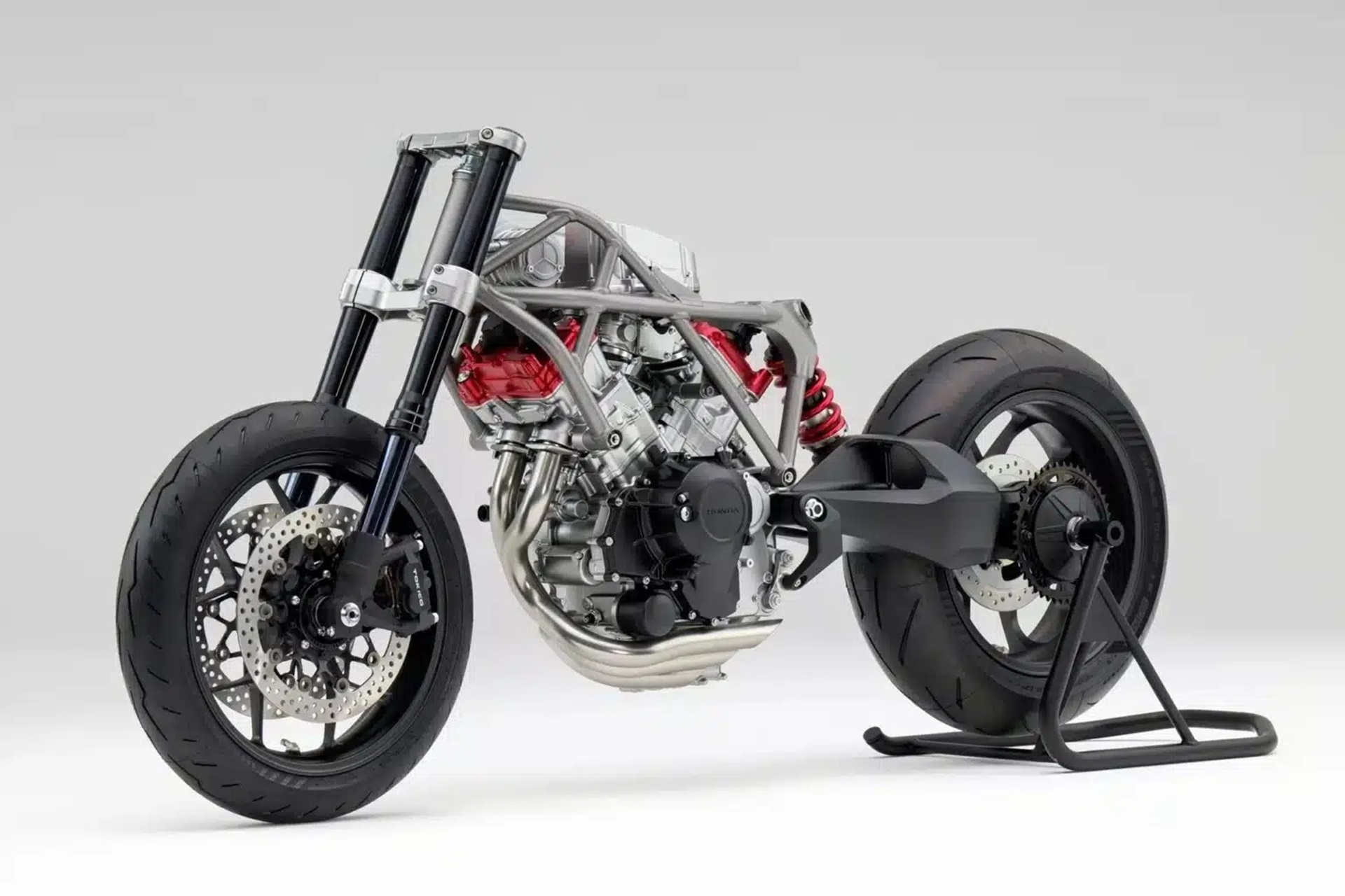 V3R 900RR 2027: Honda podría estar preparando la SuperSport definitiva