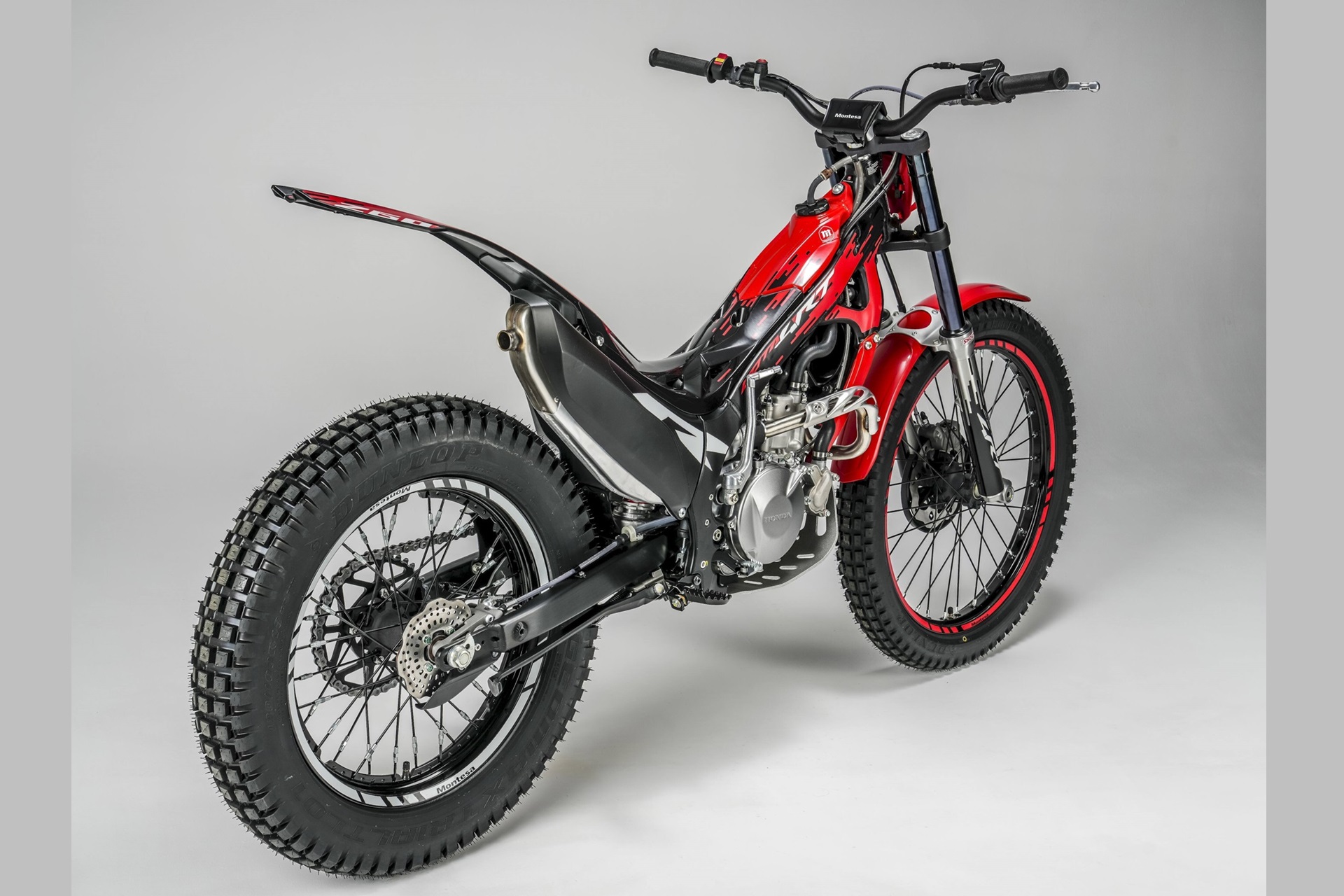 Montesa estrena nuevas decoraciones en su renovada gama 2027