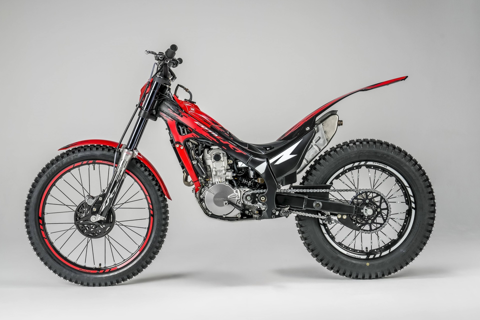 Montesa estrena nuevas decoraciones en su renovada gama 2027