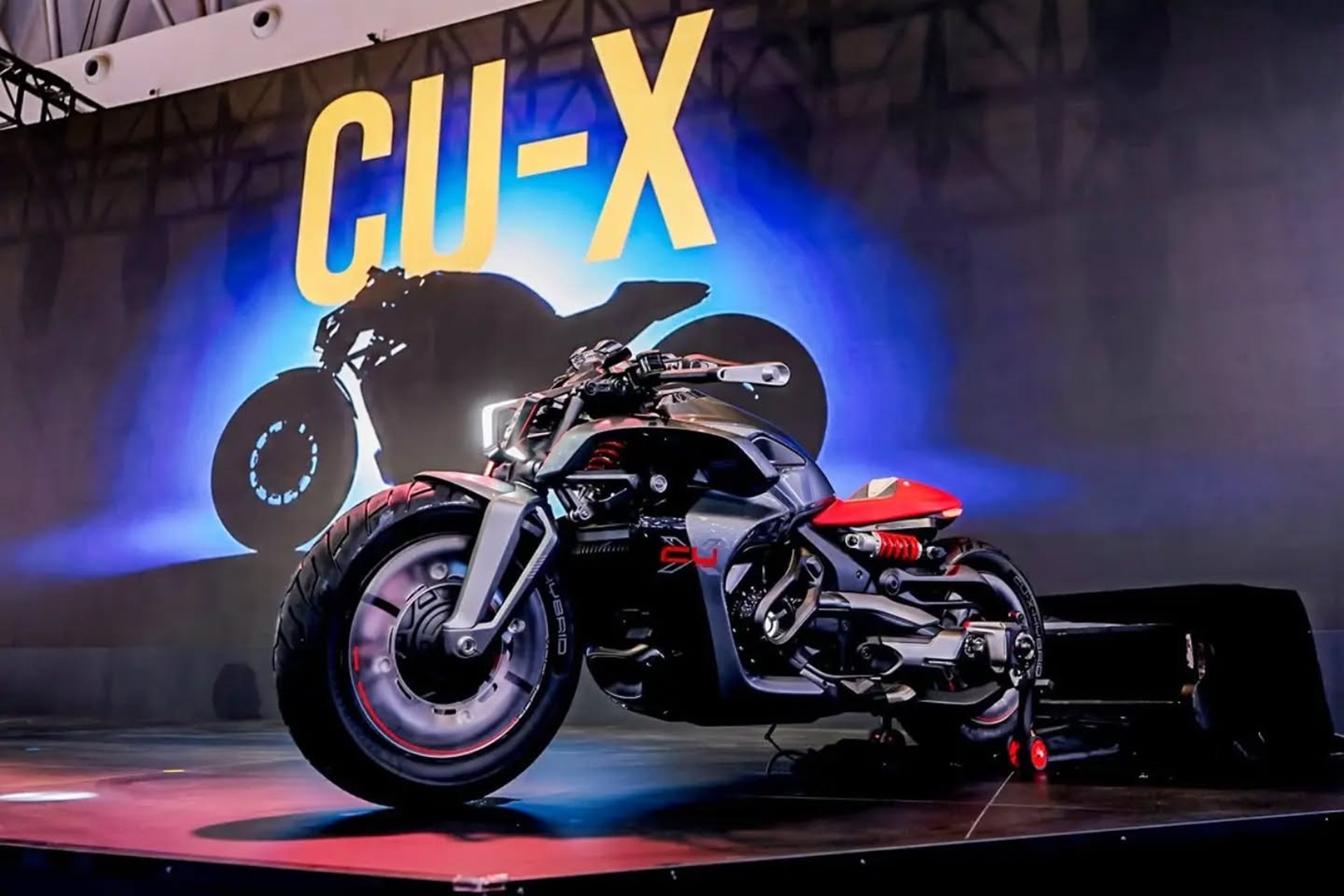 Voge CU-X Hybrid Concept: “Una visión audaz para el futuro de la movilidad sobre dos ruedas”