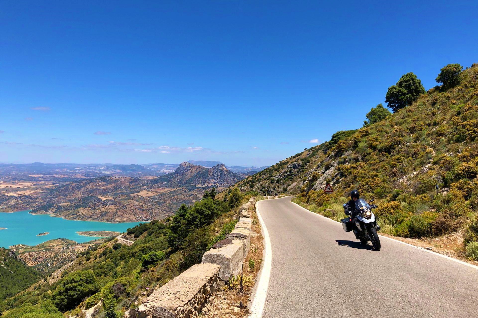 Carreteras secundarias rutas de España para motos