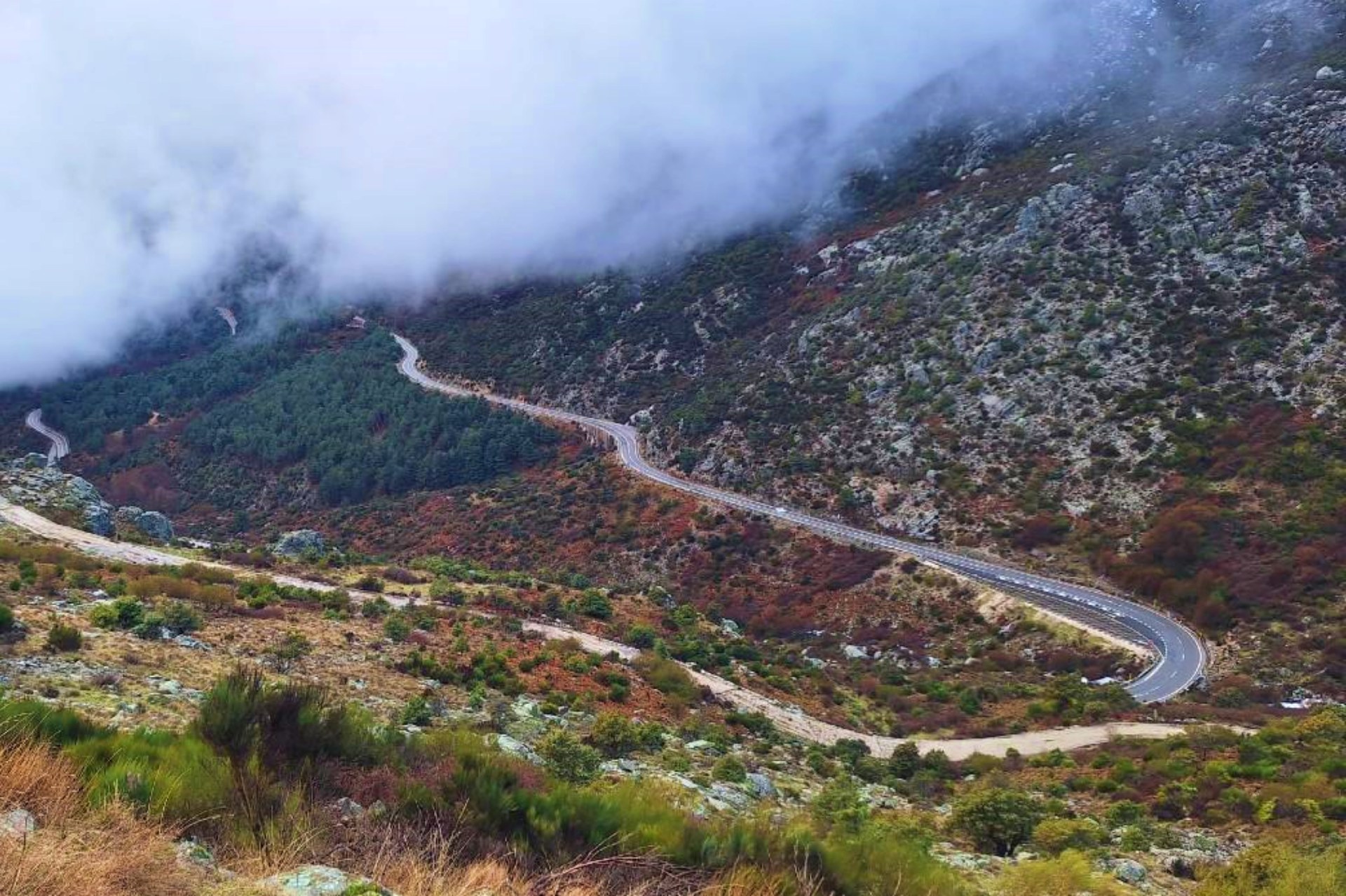 Carreteras secundarias rutas de España para motos