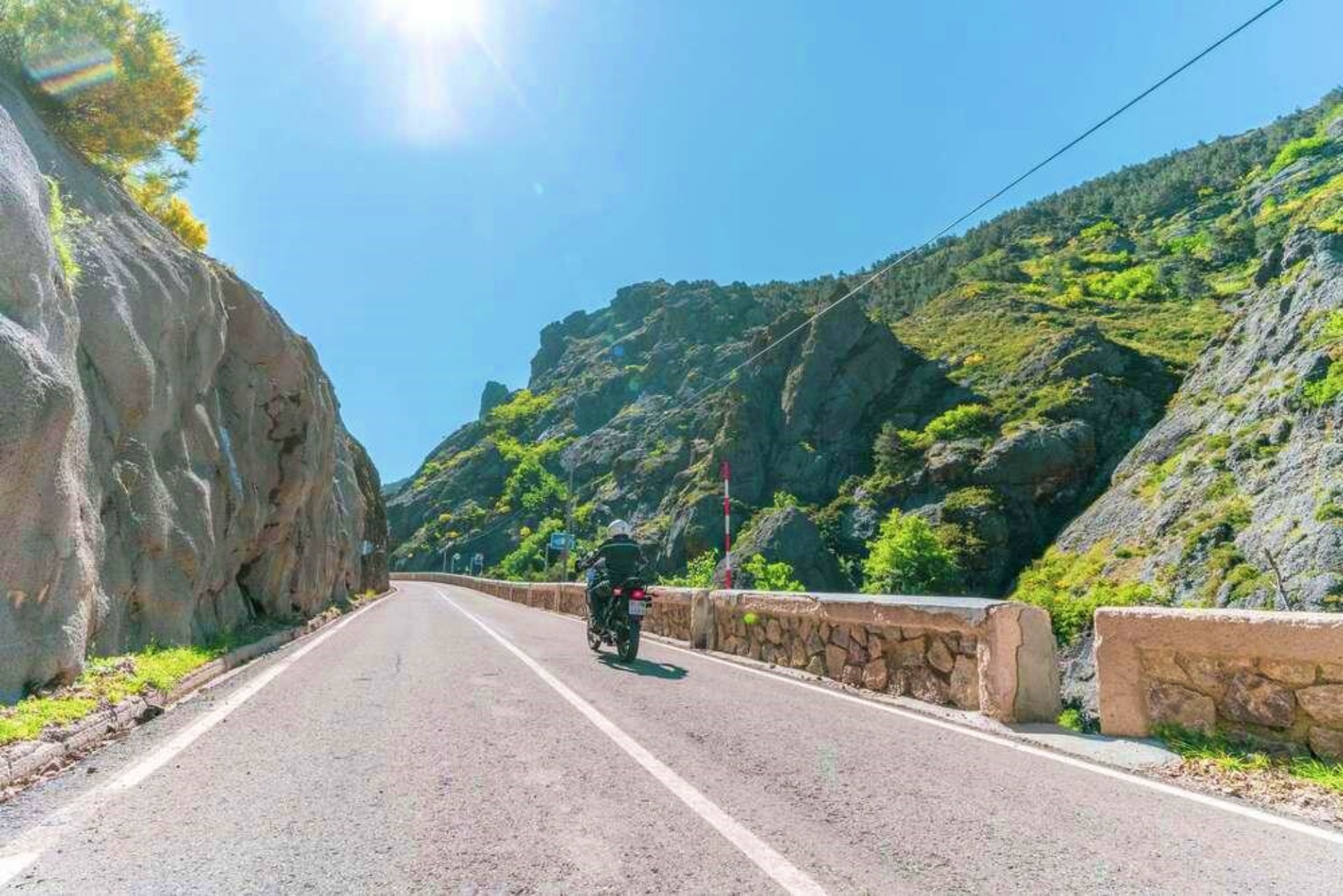Carreteras secundarias rutas de España para motos