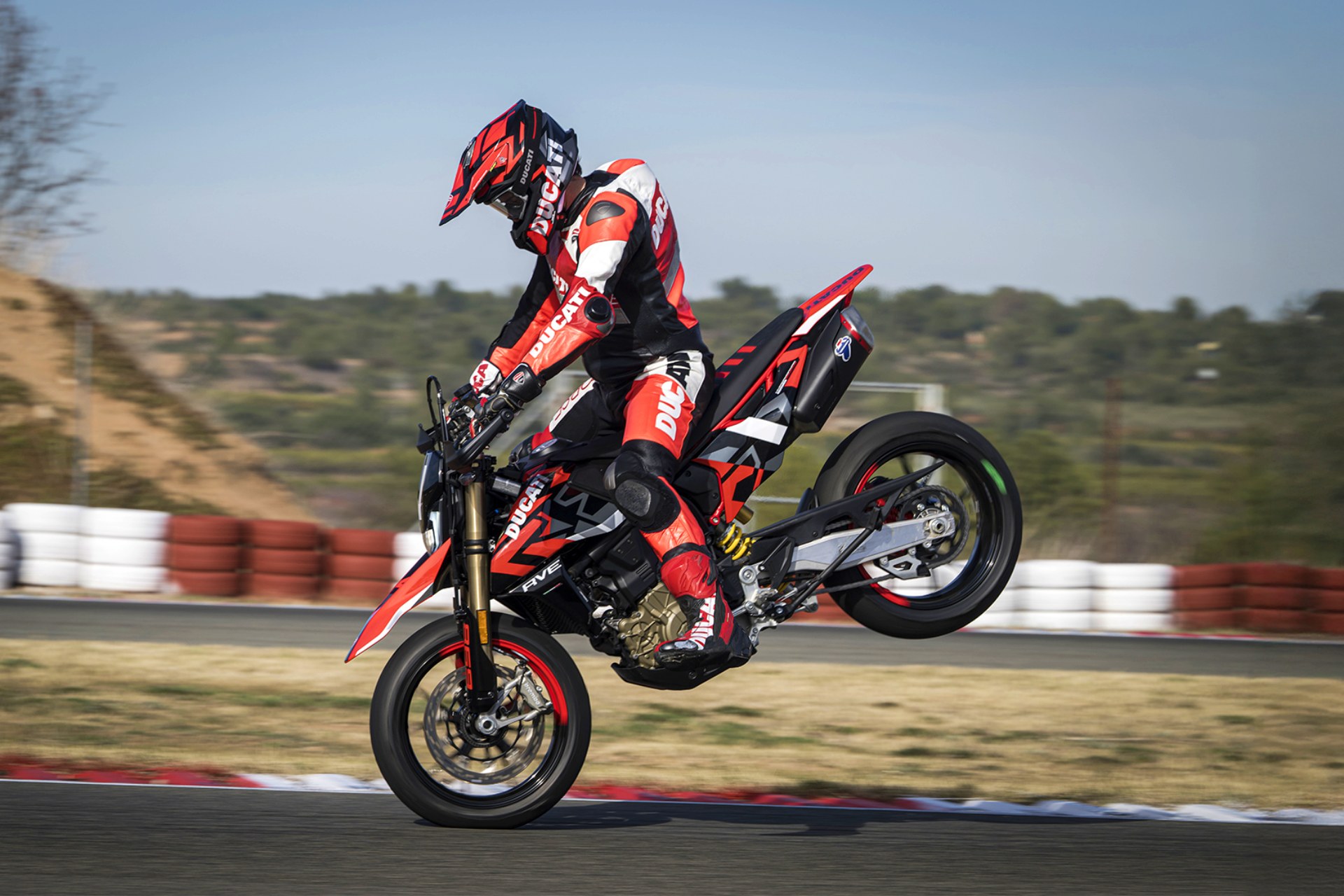 KTM, Husqvarna y GasGas enduro LC4