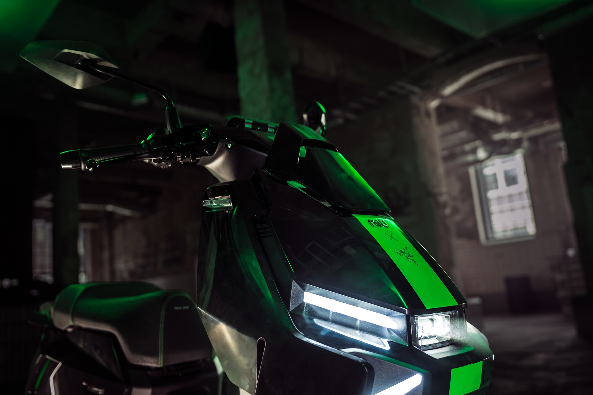FQiX x Razer Special Edition: movilidad urbana bajo un lenguaje icónico de diseño